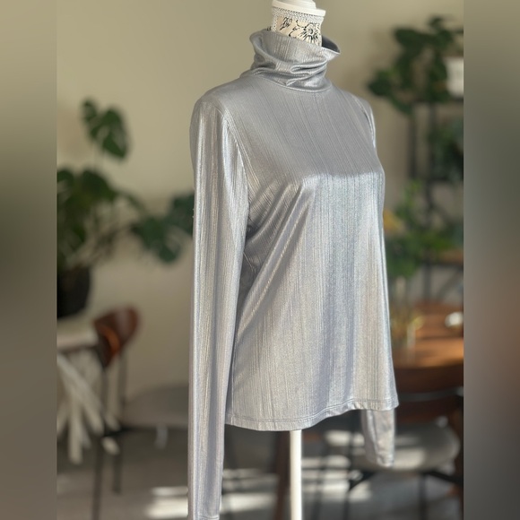 Kate Spade New York Metallic Silver Turtleneck Top Size M
